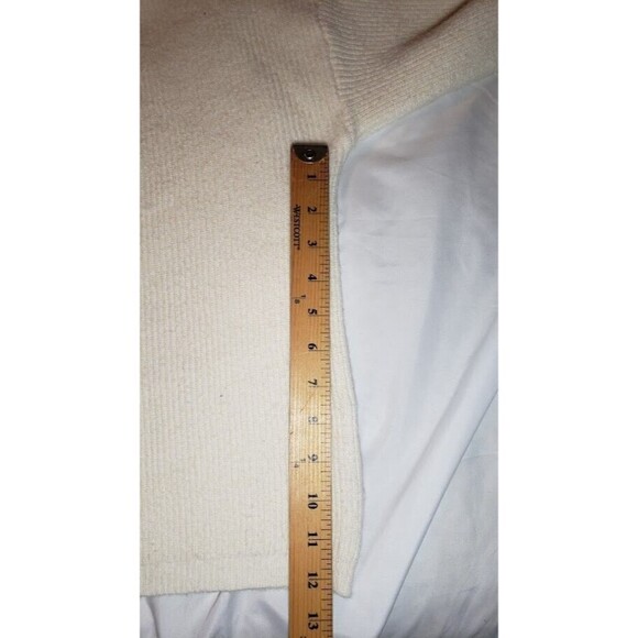 ANDTHEWHY Beige Turtleneck Sweater Size S/M; Dolman Sleeve; Stretch; Soft; Knit - Picture 14 of 15